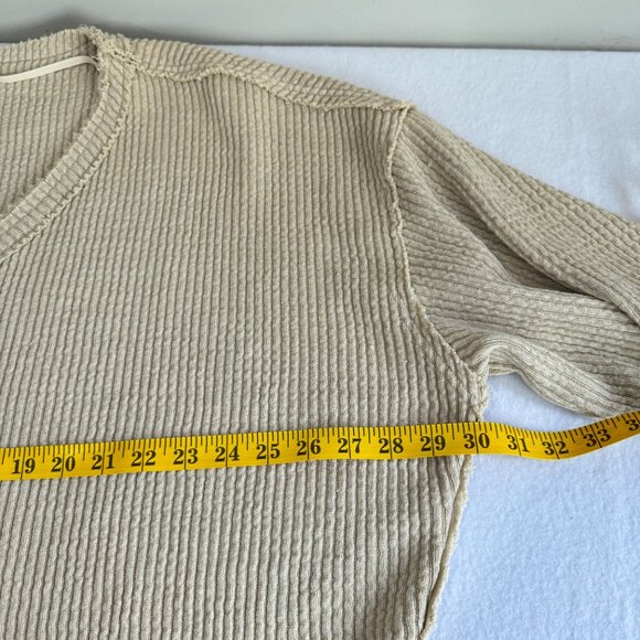 FREE PEOPLE Oversized V-Neck Tan Sweatshirt - Picture 8 of 9